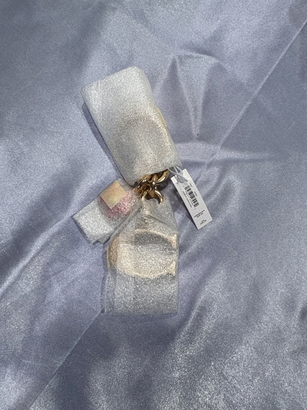 NWT Coach Signature C Gold-tone Bag Charm Keyring with Pink Flower - Picture 2 of 3